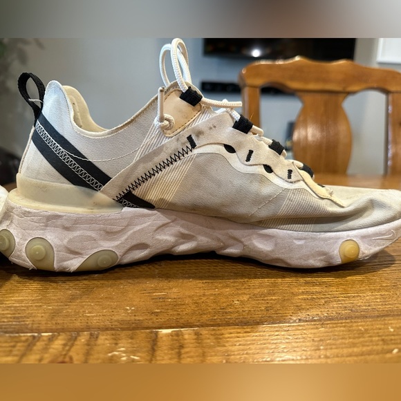 Nike React Shoes - Picture 3 of 5